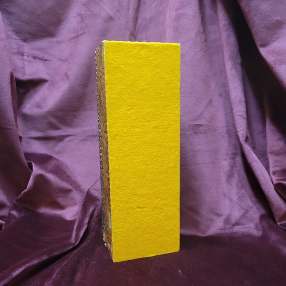 Vintage Pyrography Gloves Box - Wooden Hinged Daisy Flower - Picture 7 of 8